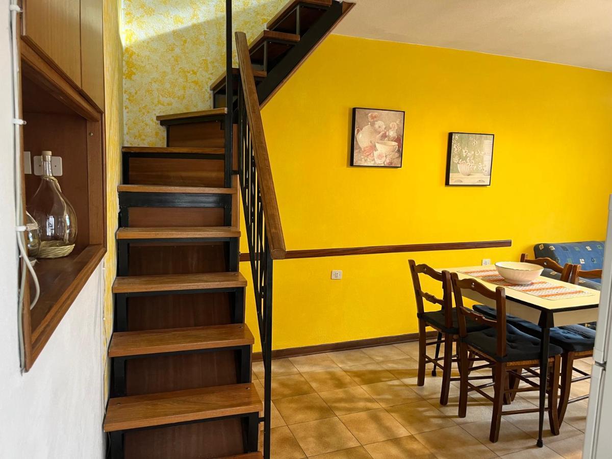 Little Flower Apartment Corfino Ngoại thất bức ảnh